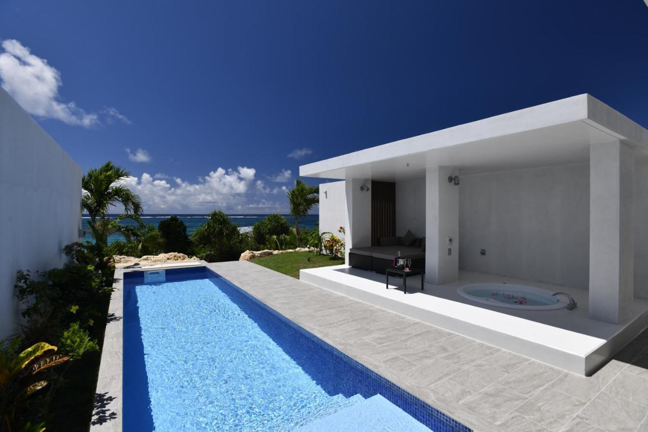 Feliz Villa Suite Miyakojima Ueno Exteriör bild