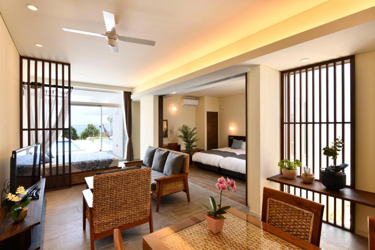 Feliz Villa Suite Miyakojima Ueno Exteriör bild